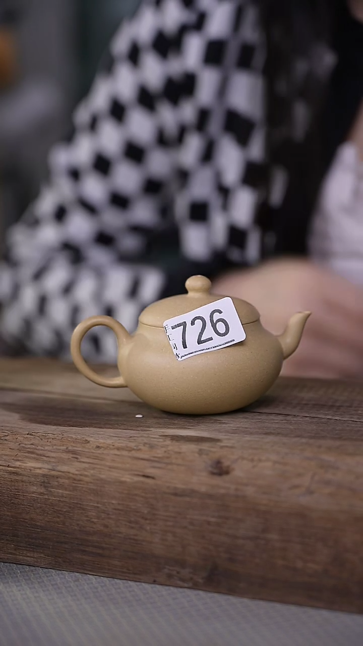 【闪购商品】瓷片福利！亦缶设计师款小茶壶