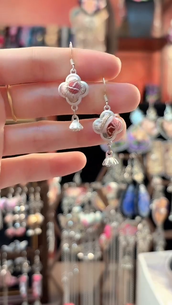 织绣 云织谣民族风精美饰品   22