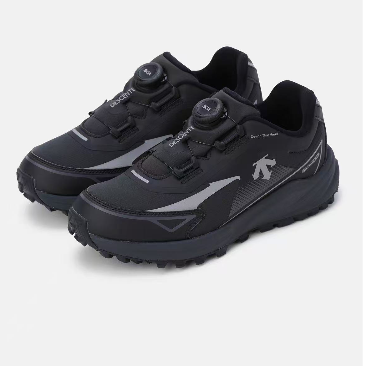 DESCENTE/迪桑特运动鞋轻便跑鞋男款运动鞋登山训练SQ323LCR75