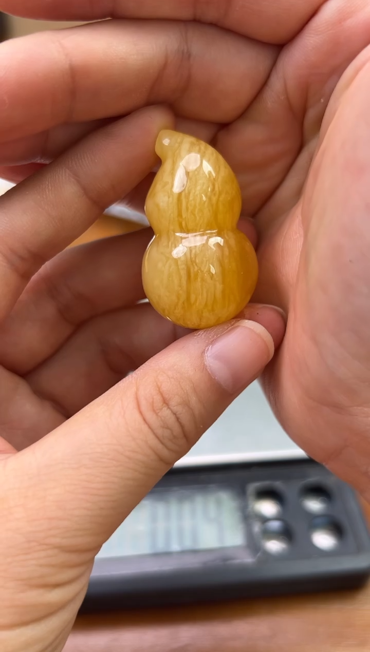 未镶嵌琥珀裸石蜜蜡吊坠