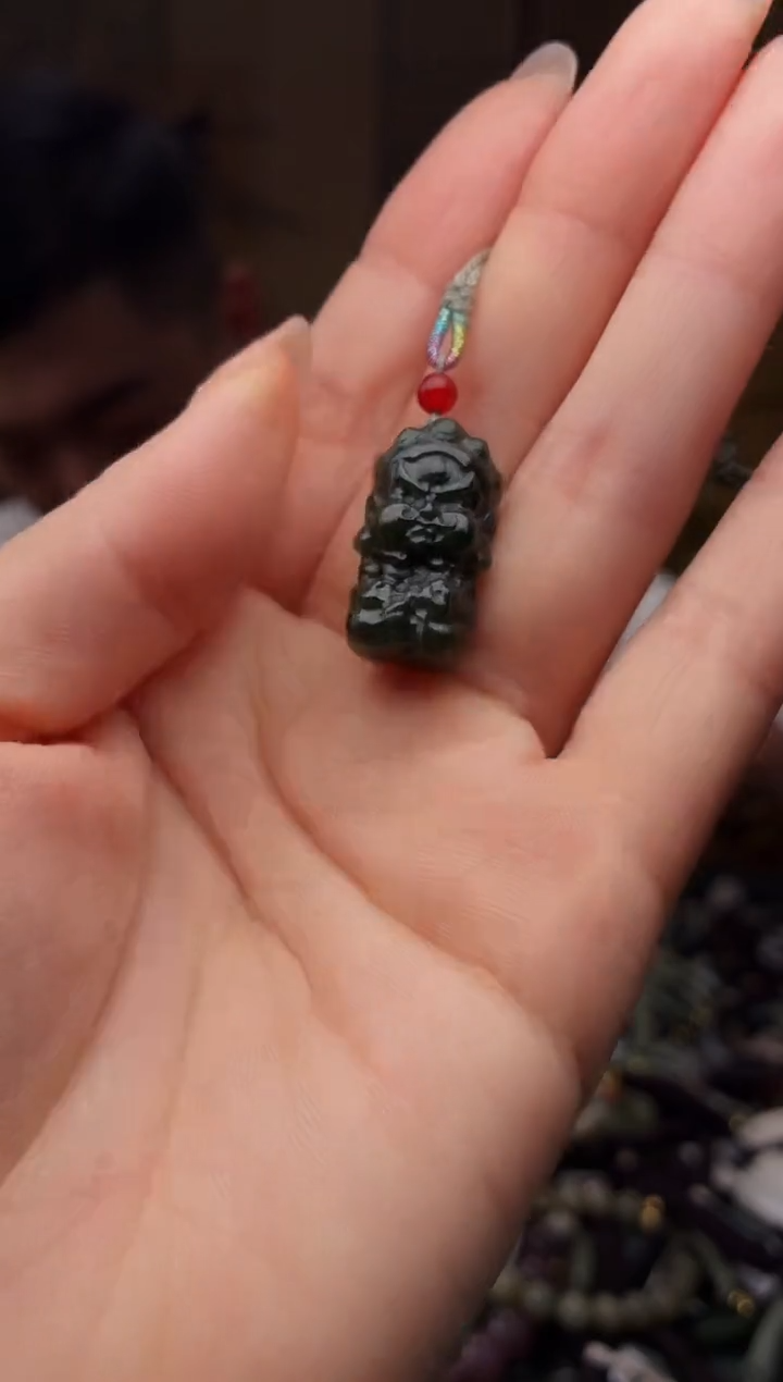 颈饰未镶嵌和田玉多样性发货，拍一发一