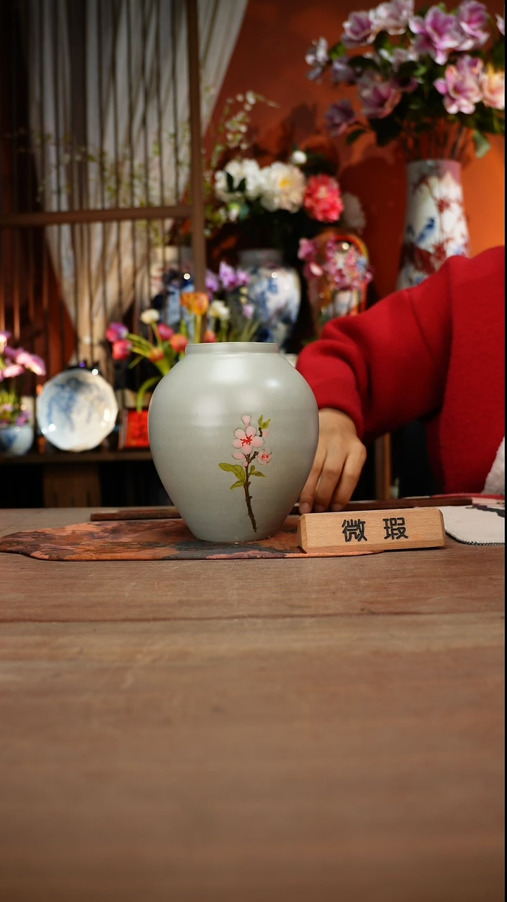 当代高温釉下彩手绘陶瓷餐具