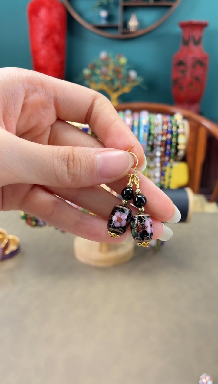 景泰蓝桶珠耳环一对