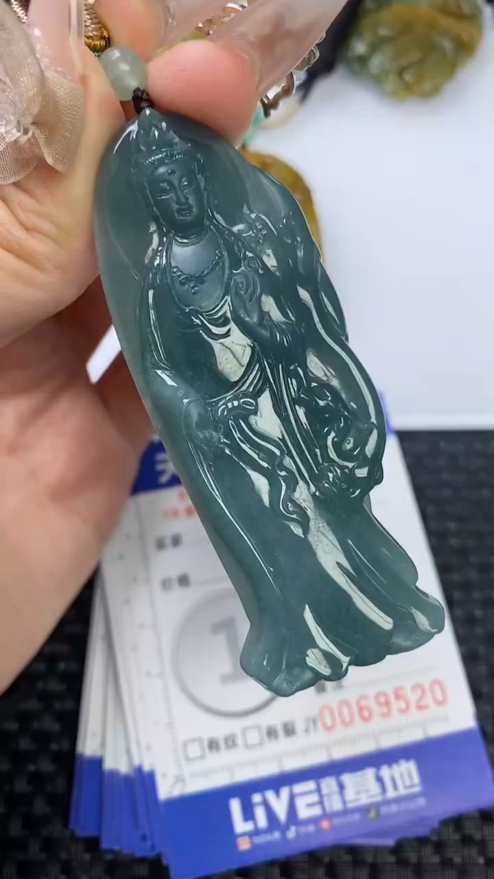 【闪购商品】翡翠颈饰未镶嵌1111111111111111