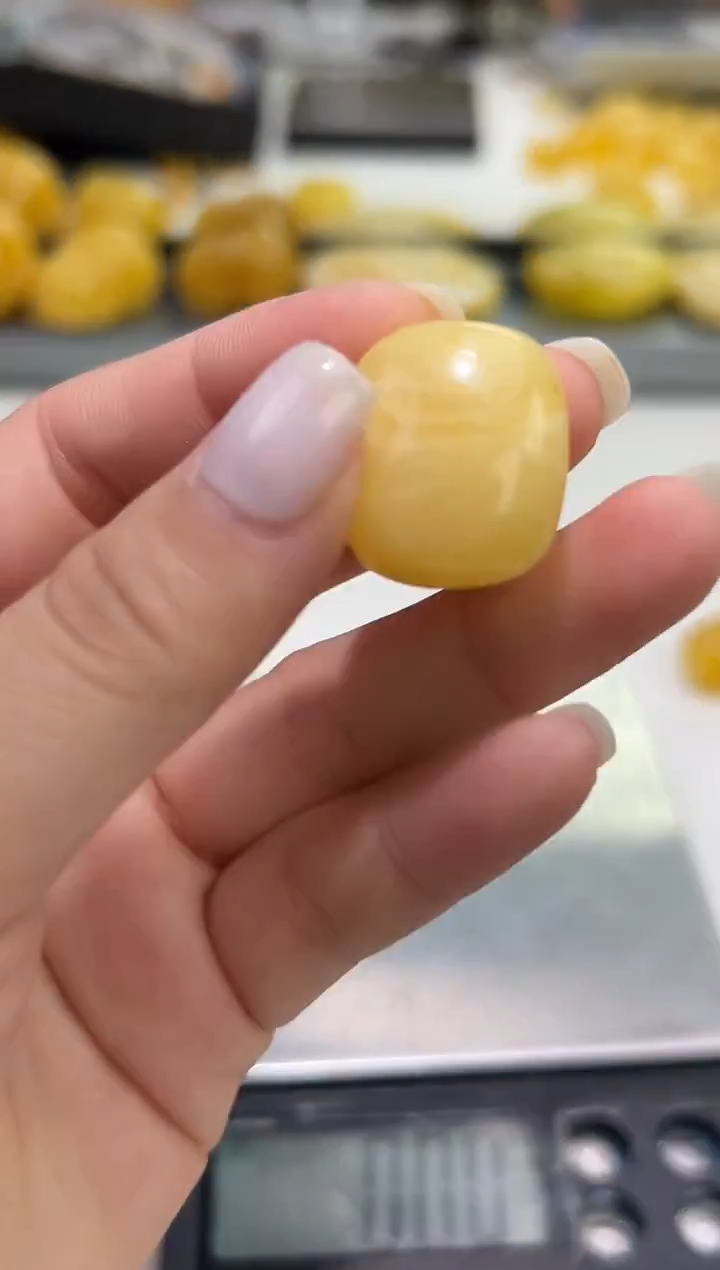 裸石琥珀未镶嵌琥珀蜜蜡吊坠