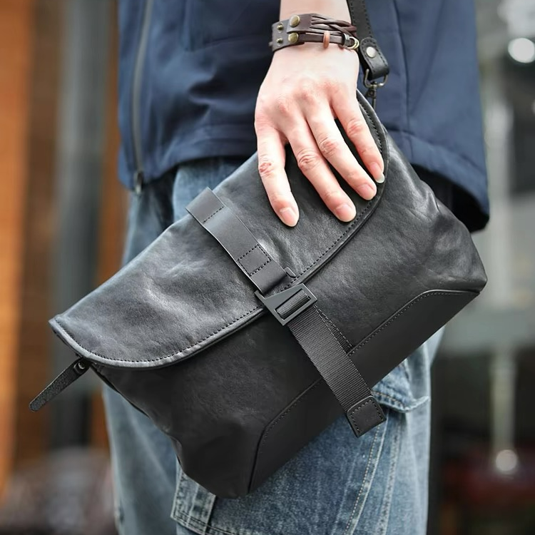 s男士真皮单肩包斜挎包手拿包简约通勤休闲小包潮流时尚DJ1095