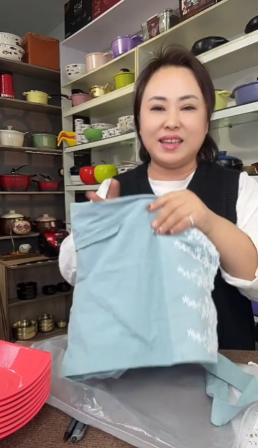 ?****?    厨房围裙