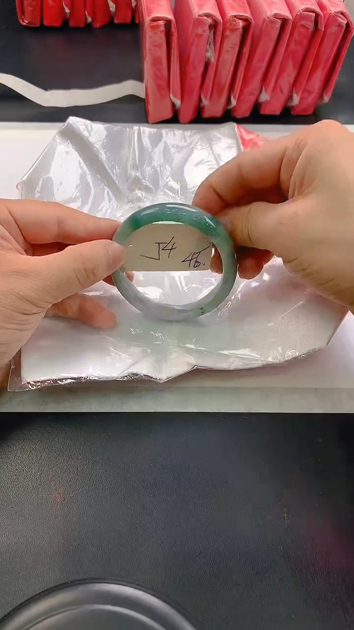 未镶嵌手镯翡翠45