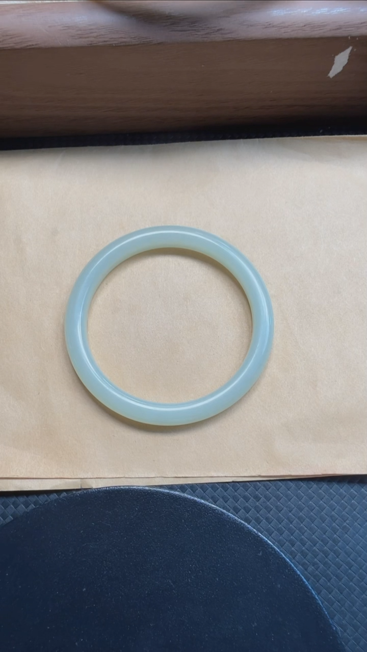 未镶嵌手镯和田玉833圈口57.2