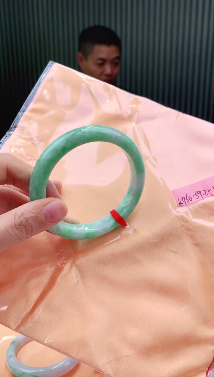未镶嵌手镯翡翠58