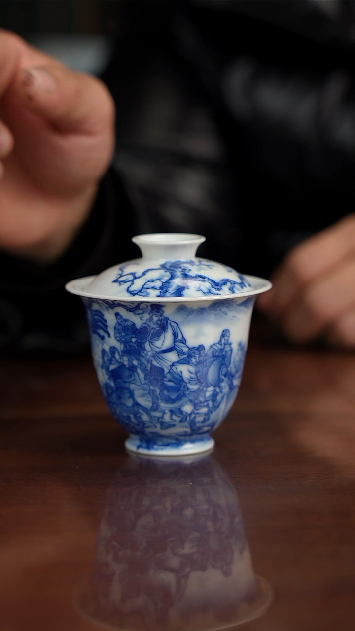 晓竹窑青花酒倾泉溪图