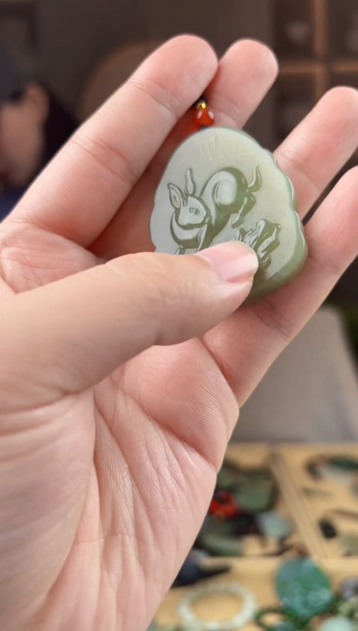 颈饰未镶嵌和田玉拍一发一，多样性发货
