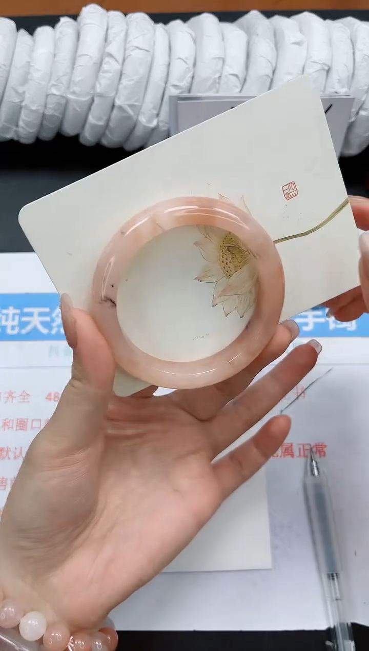 【闪购商品】石英质玉手镯未镶嵌k132-56.2