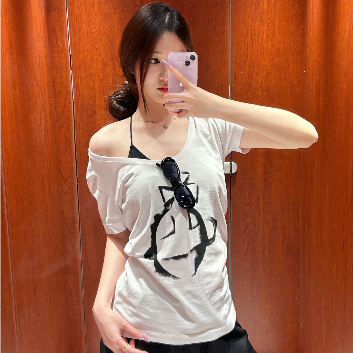 25ss土星涂鸦印花短袖小众简约U领宽松显瘦T恤性感甜美辣妹上衣女