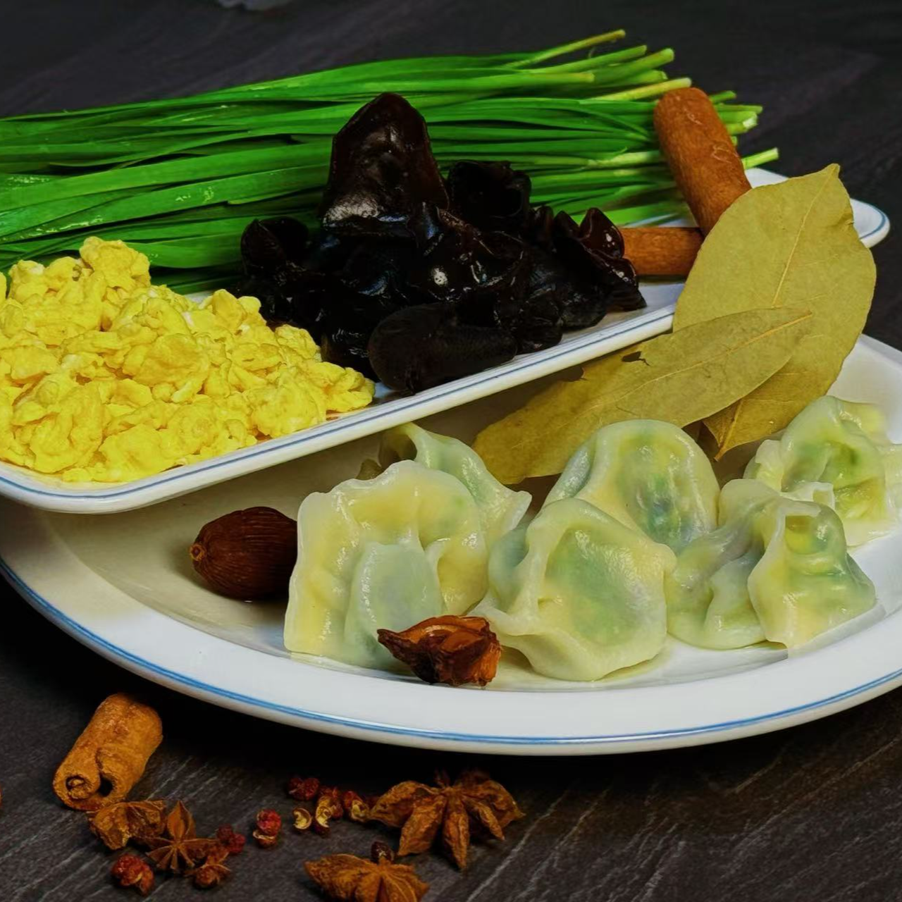 三鲜水饺一分钱抢购，好皮好馅，好味道。