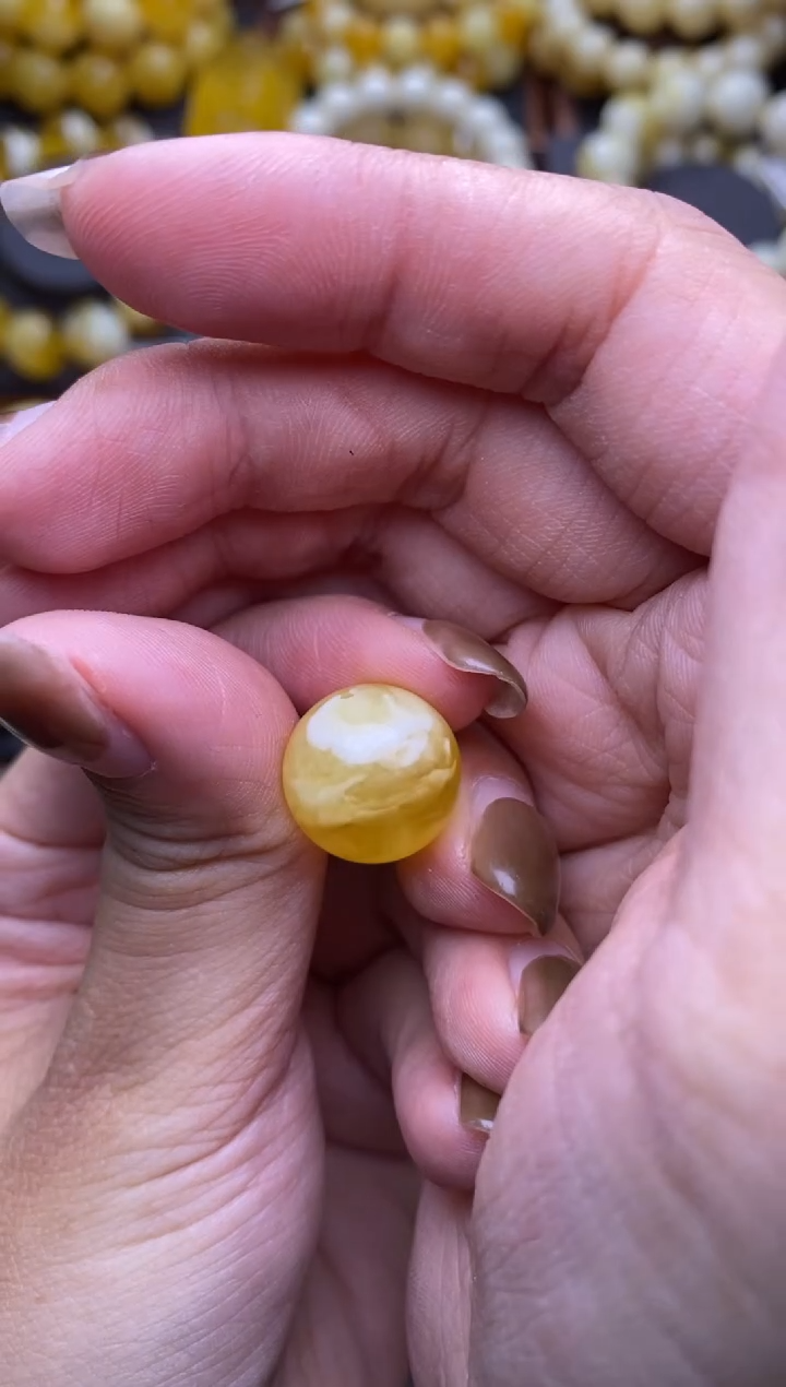 【闪购商品】琥珀裸石未镶嵌 大小姐珠宝严选31