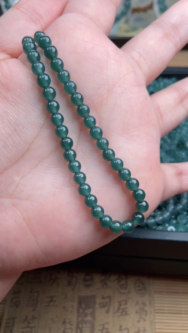 【闪购商品】翡翠手链未镶嵌多样性发货37颗卡5