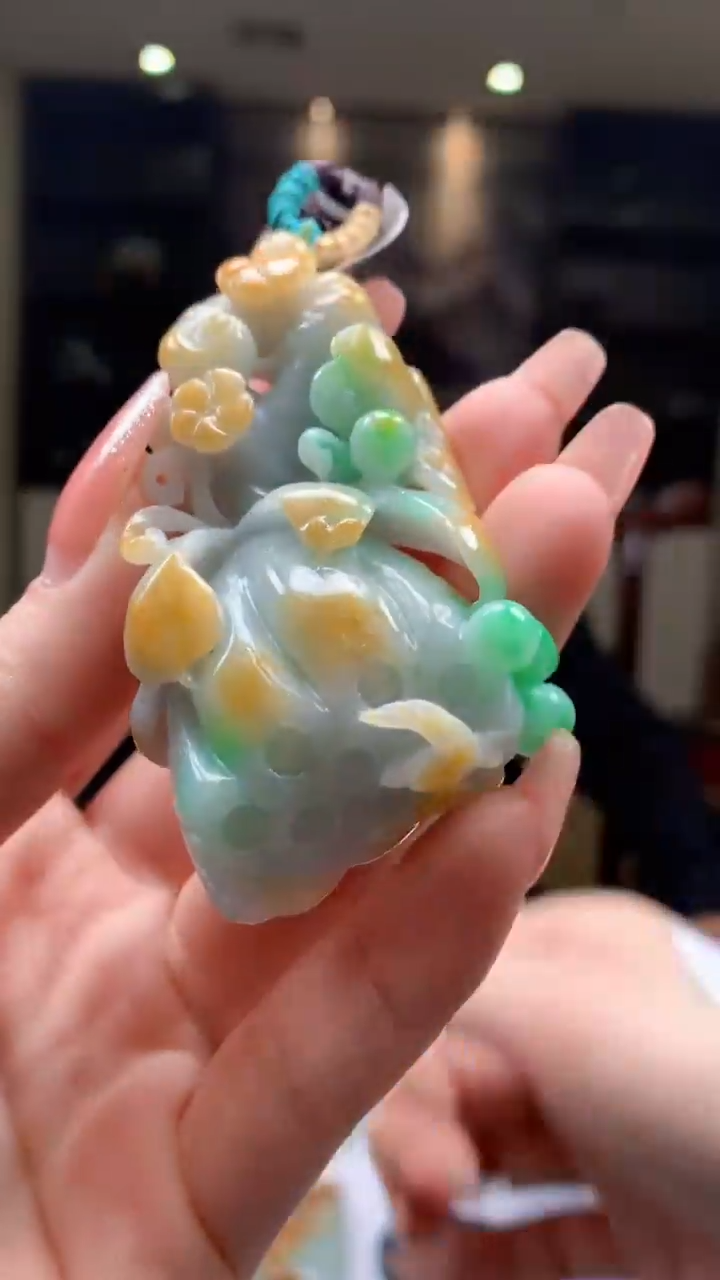 【闪购商品】定制翡翠未镶嵌1074-毛货挂件24