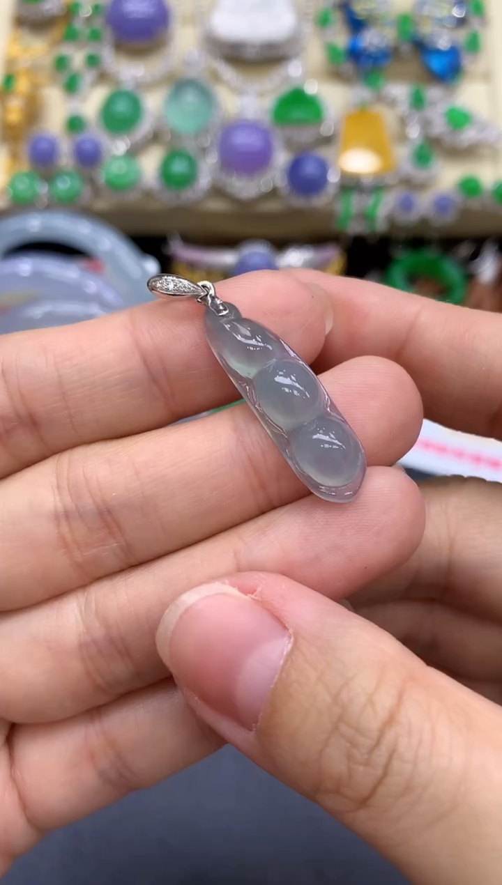 颈饰18K金镶嵌翡翠125-中国好珍宝