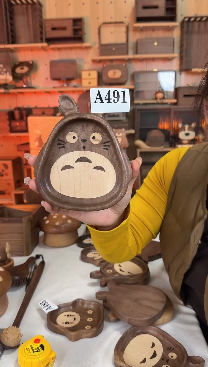 木491北美黑胡桃龙猫收纳盘