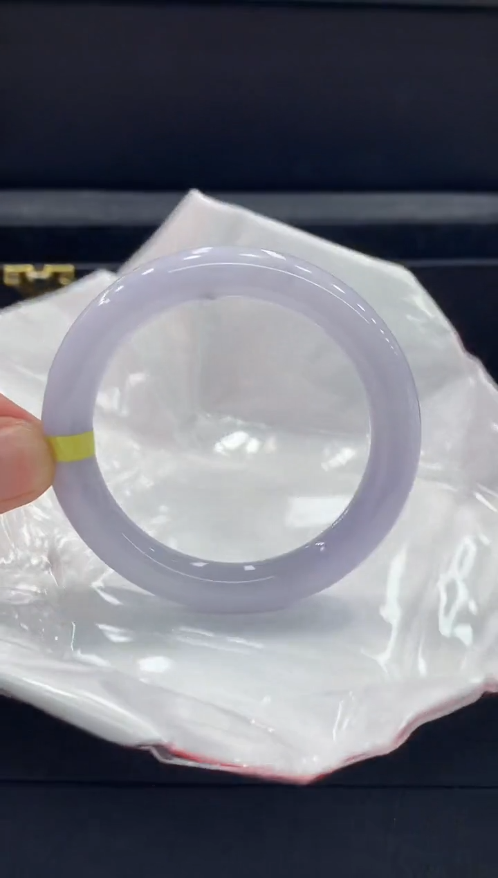 翡翠手镯未镶嵌手镯