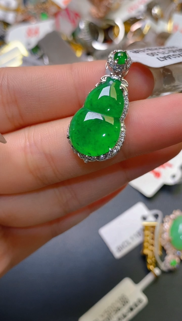 【闪购商品】翡翠耳饰银S925镶嵌天然A货翡翠1