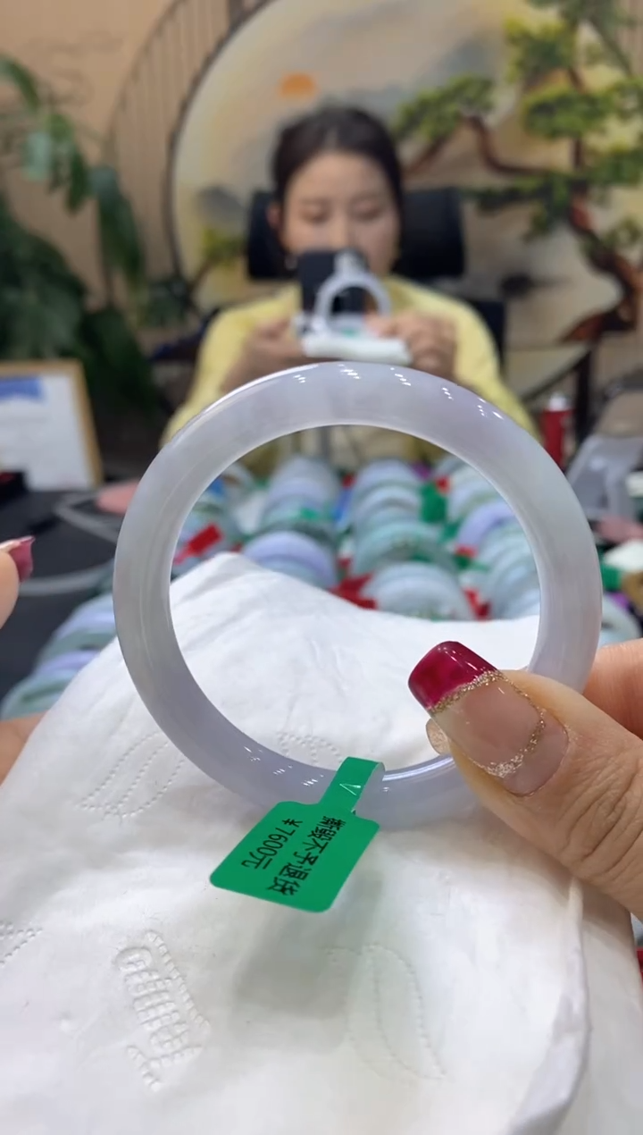 【闪购商品】翡翠手镯未镶嵌99908363