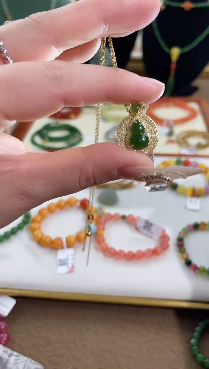 【闪购商品】和田玉颈饰银S925镶嵌cs