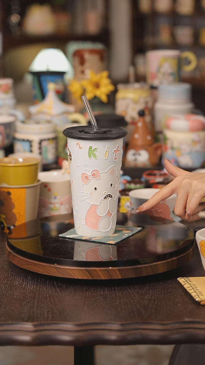 摆件景德镇釉下彩绘设计师款式陶瓷