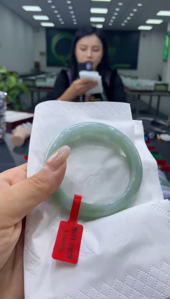 未镶嵌手镯翡翠00008457