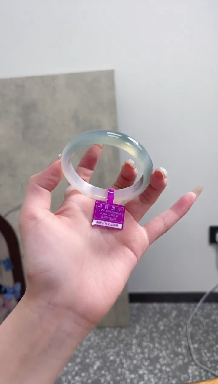 【闪购商品】玛瑙/玉髓手镯未镶嵌56圈 需要包容