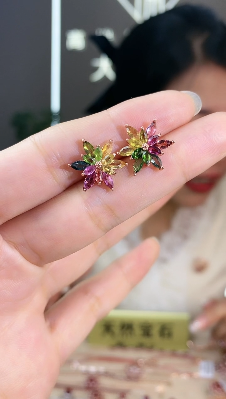 【闪购商品】碧玺耳饰银S925镶嵌耳饰