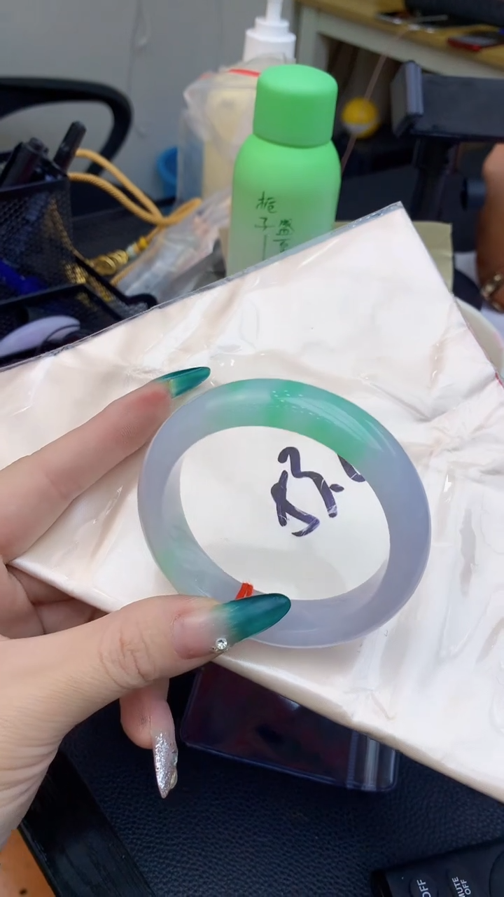 【闪购商品】翡翠手镯未镶嵌0196113985