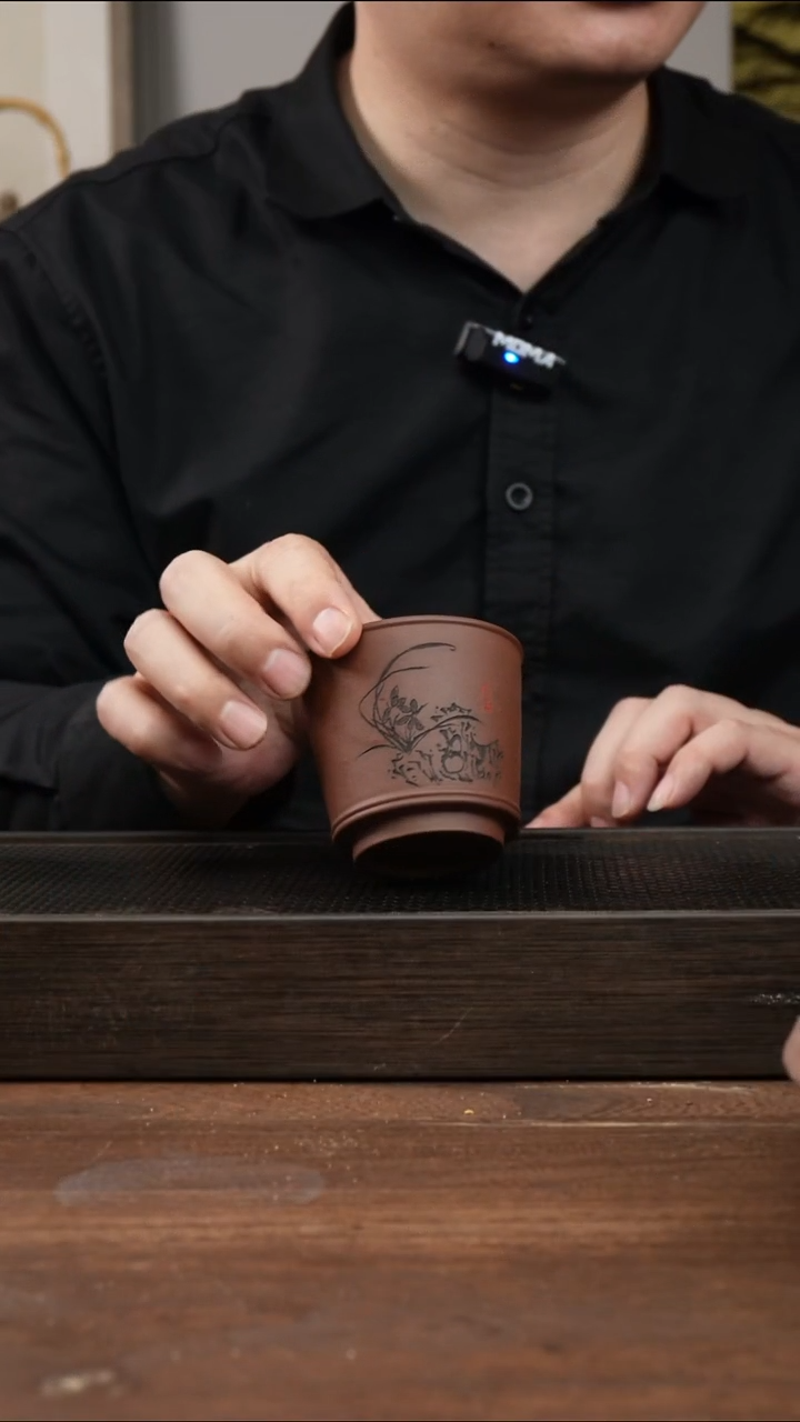 茶杯紫砂紫泥兰花刻绘  主人杯 ！  