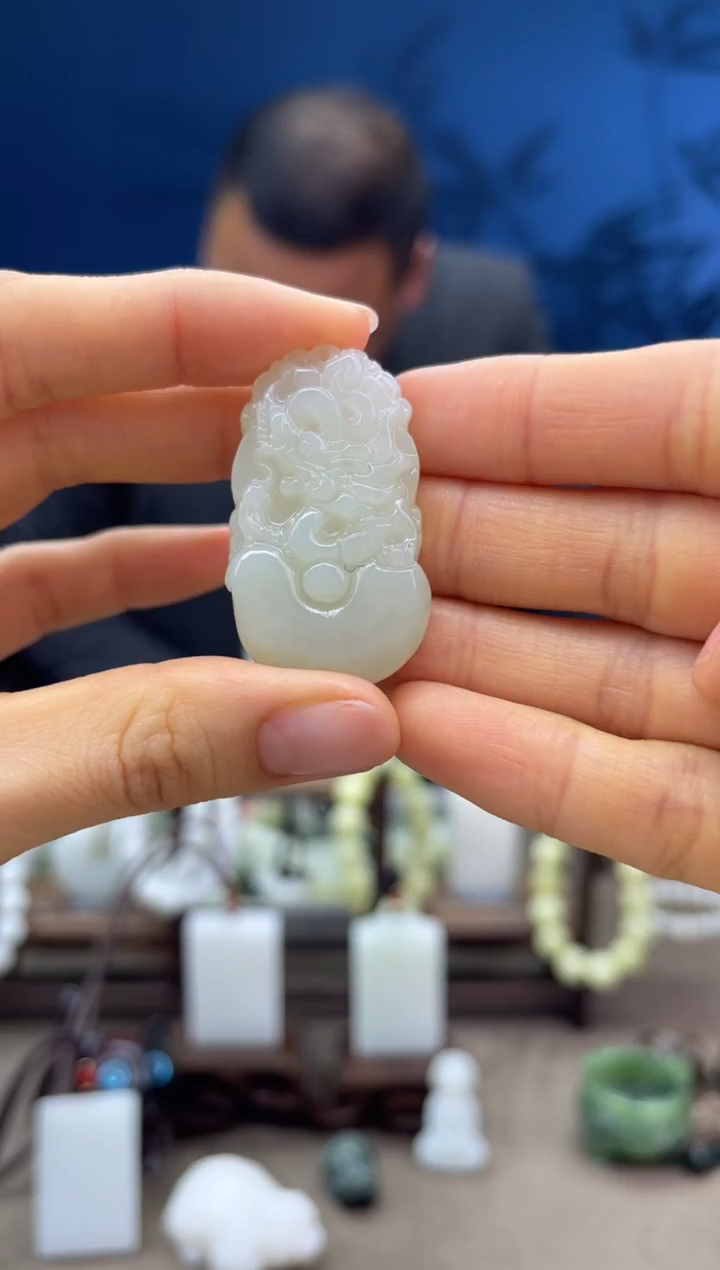 【闪购商品】和田玉颈饰未镶嵌1