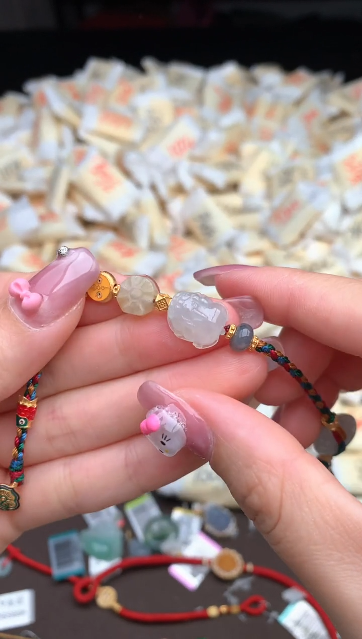 【闪购商品】翡翠挂件未镶嵌—