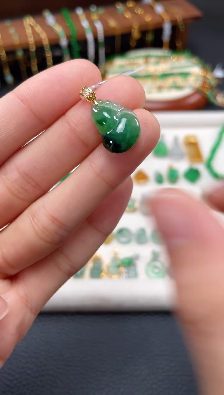 【闪购商品】翡翠吊坠(不含链)18K金镶嵌一个  JK668