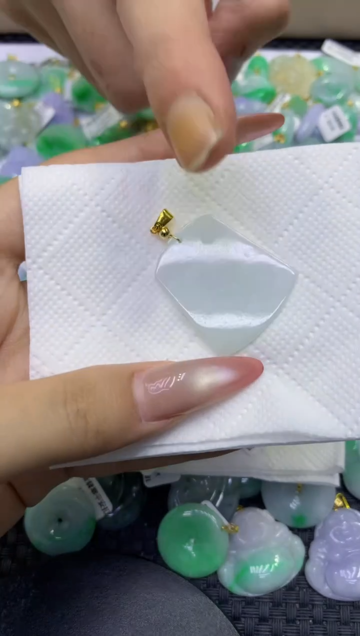 颈饰未镶嵌翡翠天然缅甸A货翡翠