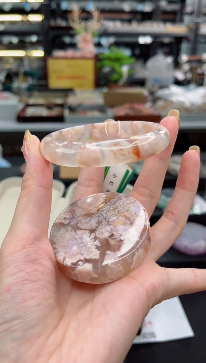 【闪购商品】石英质玉手镯未镶嵌55圈口（赠品镯心）6507431