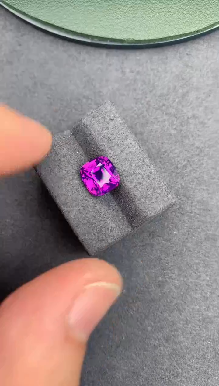 【闪购商品】彩色蓝宝石裸石未镶嵌3.6ct 无烧紫蓝宝