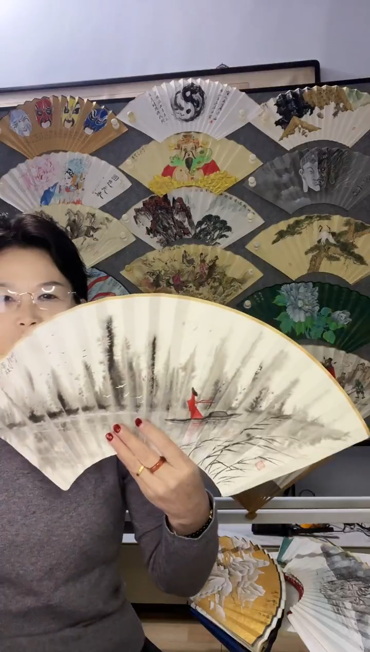 扇子九五寸十八方玉竹折扇