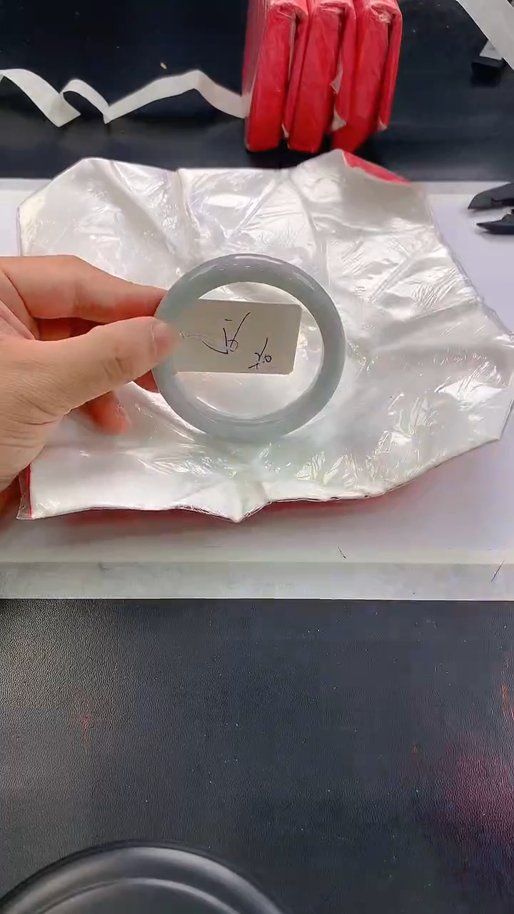 未镶嵌手镯翡翠210