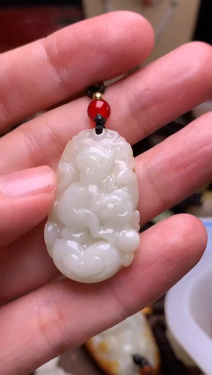 颈饰未镶嵌和田玉新疆料青海料清水和田玉吊坠