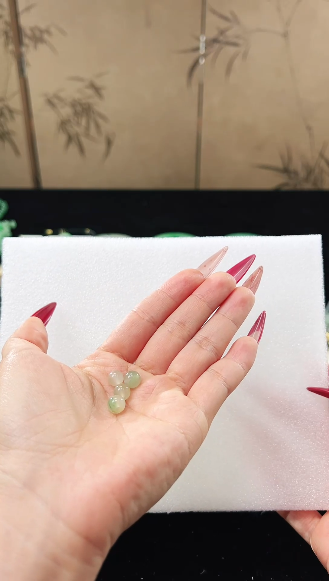 【闪购商品】石英质玉散珠未镶嵌天然非洲翠散珠卡7-8