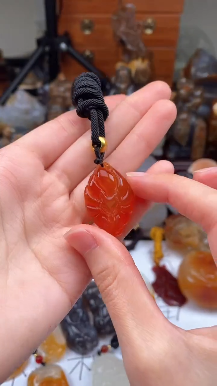 【闪购商品】玛瑙/玉髓颈饰未镶嵌AA