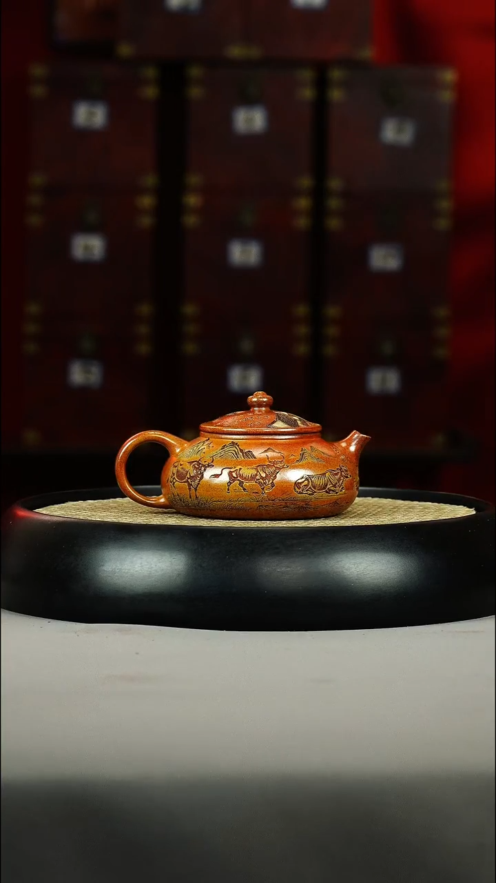 茶壶紫砂火云烧 寒江 彩刻 五牛图