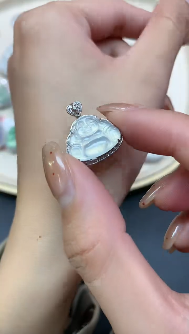 【闪购商品】翡翠吊坠(不含链)18K金镶嵌吊坠A274|2980