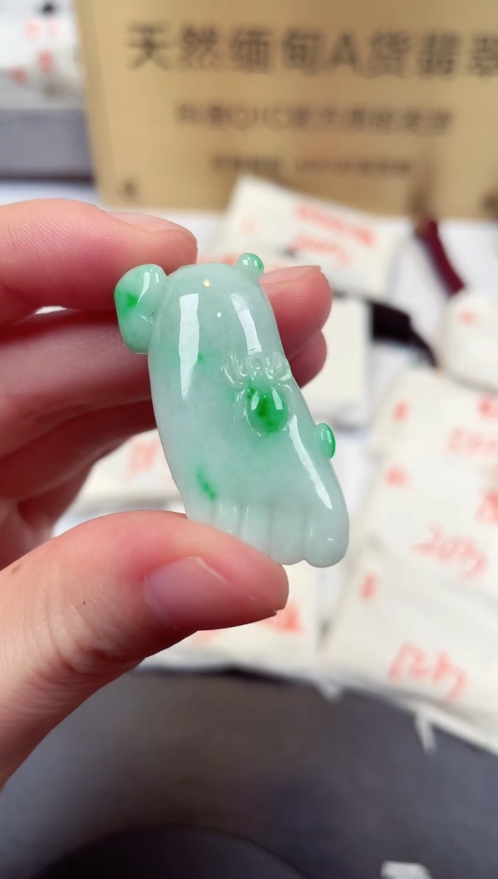 【闪购商品】翡翠颈饰未镶嵌天然缅甸翡翠A货