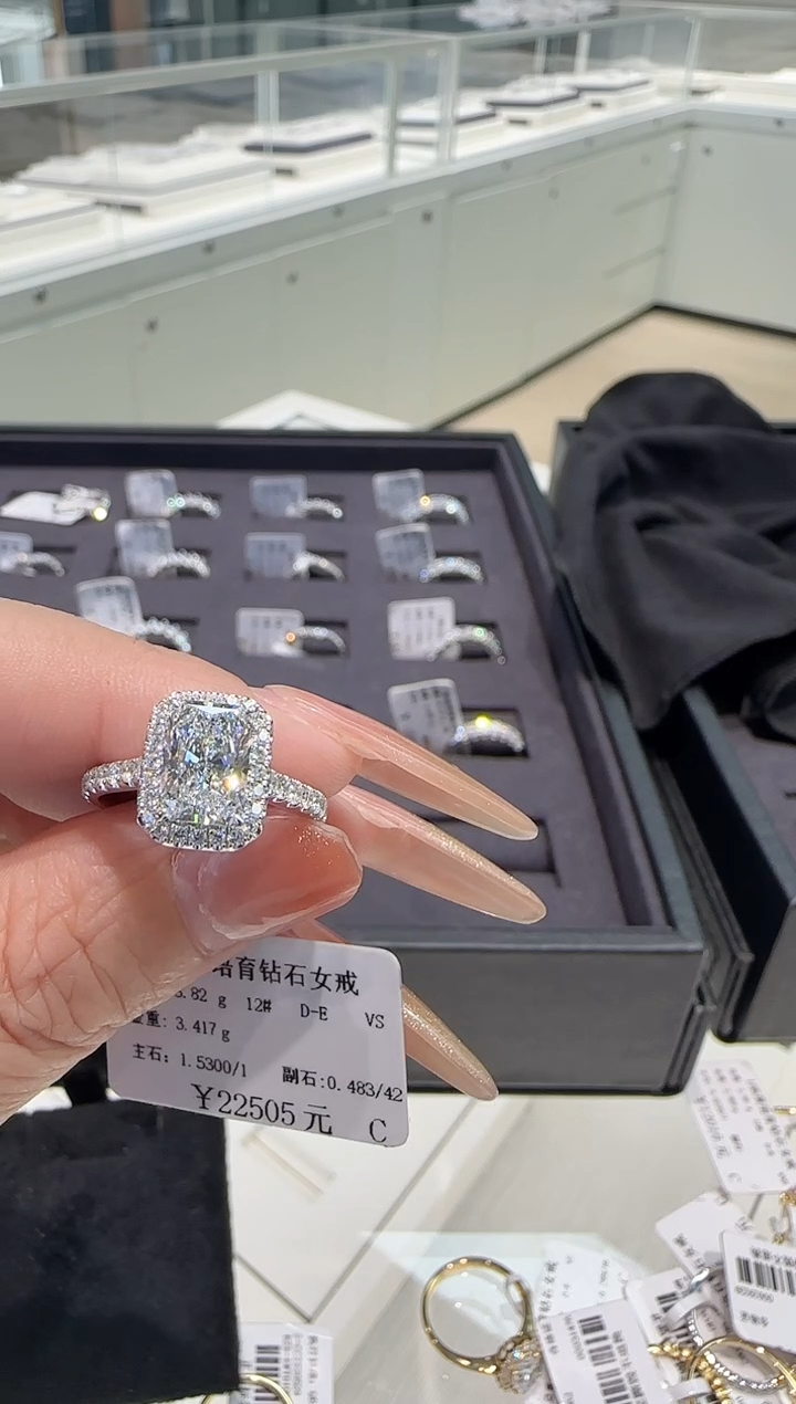 【闪购商品】实验室培育钻石18K金镶嵌k白1.53ct12#