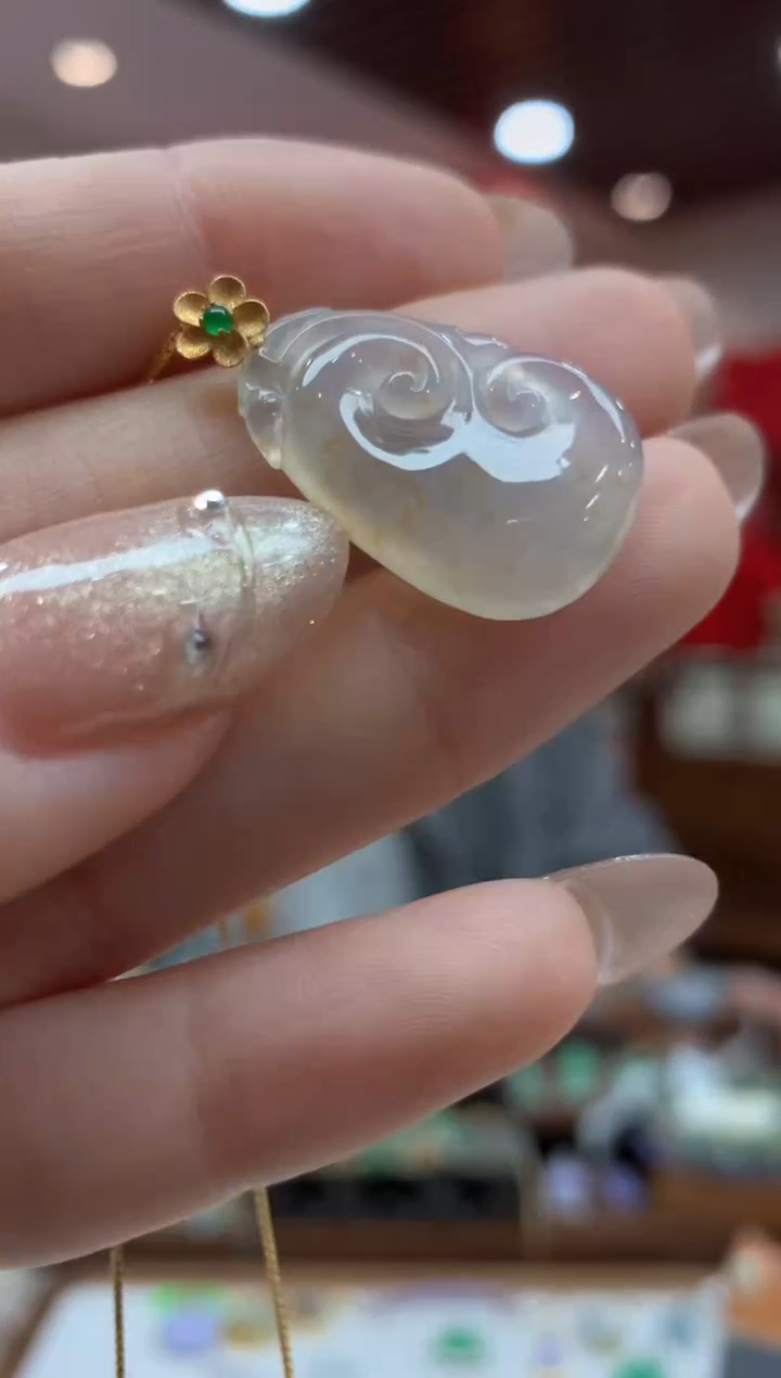 【闪购商品】翡翠吊坠(不含链)18K金镶嵌如意